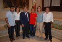 El Alcalde de Sevilla  apoya al windsurf y solicita la medalla de oro de la ciudad para la familia Manchón Dominguez