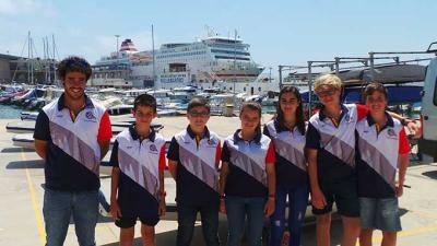El Equipo de Regatas del Club Marítimo de Melilla a Los Alcáceres para competir en la XII Regata Astrapace. El Equipo de Regatas del Club Marítimo de Melilla a Los Alcáceres para competir en la XII Regata Astrapace.