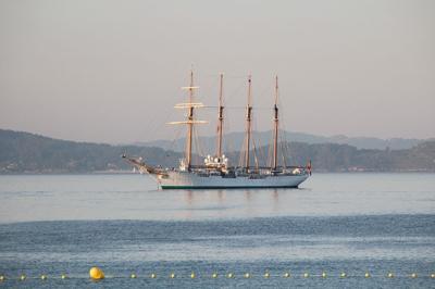 El Juan Sebastián Elcano ya está en Sanxenxo