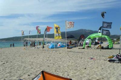 El malagueño Sergio Perera renueva el título de campeón de Andalucía de Kitesurf en Tarifa El malagueño Sergio Perera renueva el título de campeón de Andalucía de Kitesurf en Tarifa
