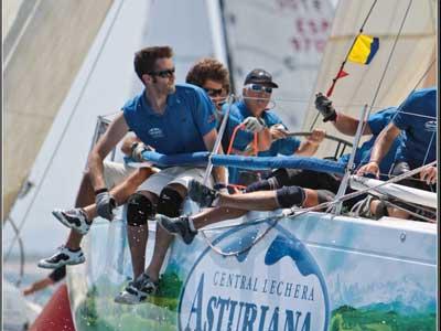 EL X-35 ‘CENTRAL LECHERA ASTURIANA’ PREPARÓ EN VALENCIA LA PRÓXIMA COPA DEL REY EL X-35 ‘CENTRAL LECHERA ASTURIANA’ PREPARÓ EN VALENCIA LA PRÓXIMA COPA DEL REY