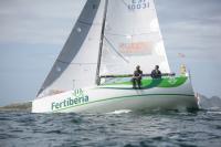 Jesús Pintos llevando el Fertiberia se prepara para la Fasnet Race en la II Regata Puerto Exterior de A Coruña