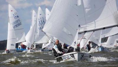 Juan Deben y Gerardo Prego obtienen un gran resultado en el europeo de snipe Juan Deben y Gerardo Prego obtienen un gran resultado en el europeo de snipe