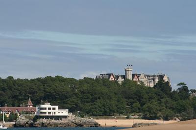 La desaparicion de la Escuela Cantabra de Deportes Nauticos. La desaparicion de la Escuela Cantabra de Deportes Nauticos.