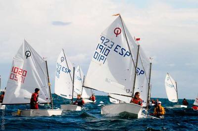 La Federación Andaluza de Vela hace público el equipo andaluz de Optimist 2015