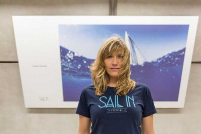 La fotógrafa viguesa María Muiña convierte el Metro de Bilbao en galería de arte