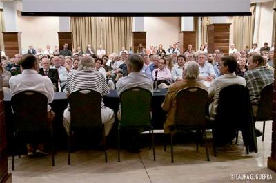 Los circunnavegantes mallorquines llenaron la Sala Magna del Real Club Náutico de Palma Los circunnavegantes mallorquines llenaron la Sala Magna del Real Club Náutico de Palma