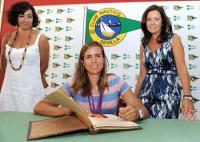 Marina Alabau recibe el homenaje del Club Náutico Sevilla 