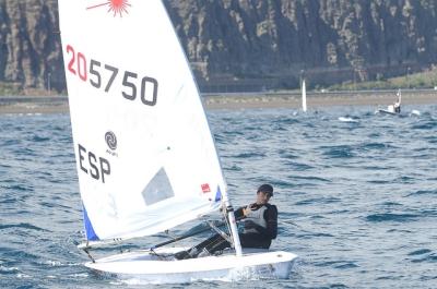 Martina Reino (RCNGC) y Alicia Cebrián (RCNT) buscan en Omán una plaza olímpica para España en Laser Radial Martina Reino (RCNGC) y Alicia Cebrián (RCNT) buscan en Omán una plaza olímpica para España en Laser Radial