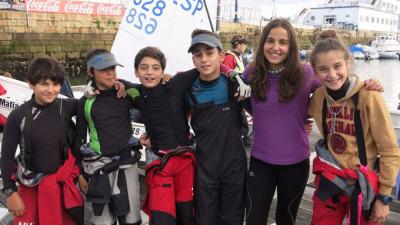 Pablo Oliver del RCN Portosín se cuela en el GRUPO ORO de la OPTIMIST INTERNATIONAL MEETING Pablo Oliver del RCN Portosín se cuela en el GRUPO ORO de la OPTIMIST INTERNATIONAL MEETING