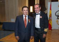 Pedro Campos, condecorado con la Medalla de Oro de la Real Liga Naval Española