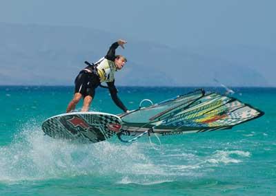 Steven Van Broeckhoven y Sarah-Quita Offringa, los reyes del Freestyle en Fuerteventura Steven Van Broeckhoven y Sarah-Quita Offringa, los reyes del Freestyle en Fuerteventura