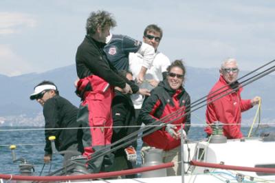 Támara Echegoyen Premio Nacional de Vela Terras Gauda a la Regatista del Año Támara Echegoyen Premio Nacional de Vela Terras Gauda a la Regatista del Año