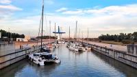 Una veintena de veleros parten desde el Puerto de Sevilla para dar la vuelta al mundo