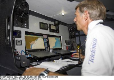 A punto de cumplir los 60 el sueco Roger Nilson, navegante del “Telefónica negro”, espera completar la que será su novena vuelta al mundo 