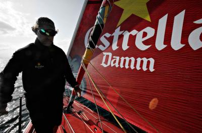 El Estrella Damm Sailing Team 1876, ante un final de infarto