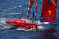 Primer ensayo del Estrella Damm Sailing Team con cinco tripulantes