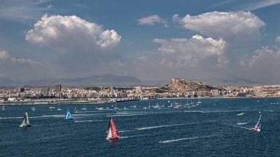 Alicante preparada para la salida de la V.O.R. el sábado