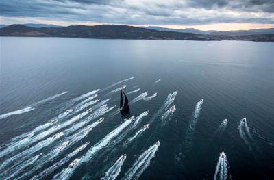 COMANCHE victorioso en HOBART COMANCHE victorioso en HOBART