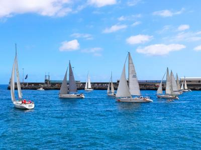Doce barcos dejan Madeira y se dirigen a Canarias para cerrar la II Discoveries Race 