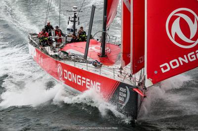 Dongfeng Race Team y Vestas 11th Hour Racing completan el podio en Melbourne