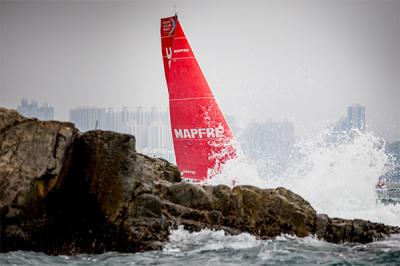 El MAPFRE parte rumbo a Auckland