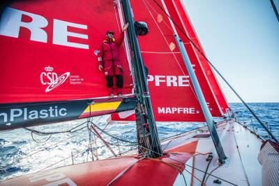 El MAPFRE se desboca en el último arreón hacia Newport