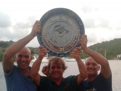 El Maximizer de Pachi Rivero y Juan Luis Serra gana y bate el récord de la Mount Gay Rum Barbados Race 