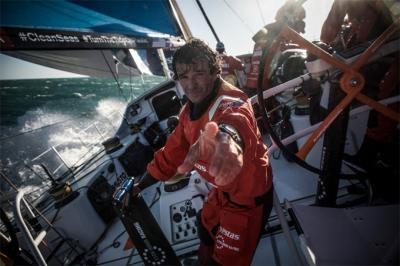 El Vestas 11th Hour Racing aguanta el liderato a cara de perro El Vestas 11th Hour Racing aguanta el liderato a cara de perro