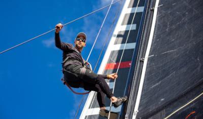 El Windwhisper Racing Team lidera ambas flotas hacia el Mediterráneo y gana el Premio Vasco da Gama de la Fundación Mirpuri