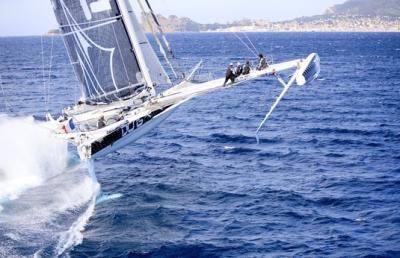 Hydroptere: Quiere volar desde Los Angeles A Hawai Hydroptere: Quiere volar desde Los Angeles A Hawai