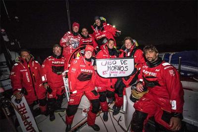MAPFRE persigue a la flota hacia Malvinas tras un pit-stop de 12 horas en Tierra del Fuego MAPFRE persigue a la flota hacia Malvinas tras un pit-stop de 12 horas en Tierra del Fuego