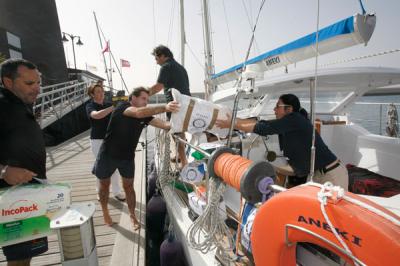 Niob Sexto Cheyenne y Macaco a 132 y 154 millas respectivamente para llegar a Marina Rubicón Niob Sexto Cheyenne y Macaco a 132 y 154 millas respectivamente para llegar a Marina Rubicón