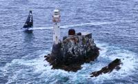 Rolex Fastnet Race. Macif de Charlie Dalin primer monocasco en Cherburgo