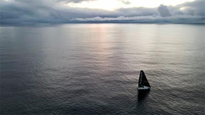 Transat Jacques Vabre.  Poco viento y mar llana