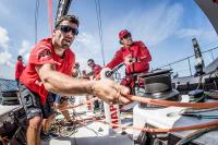 Volvo Ocean Race: Con la moral alta, ante tres intensos últimos días en Francia