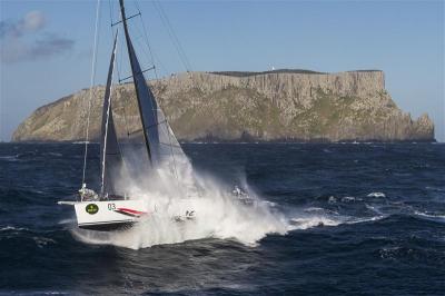 Wild Oats XI (AUS) confirma su triplete de la Rolex Sydney Hobart 2012