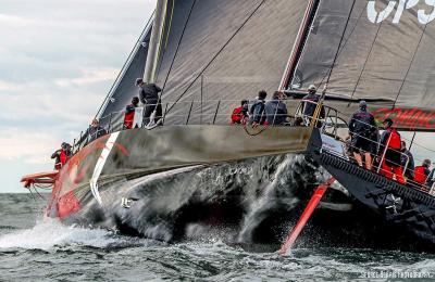 Wild Oats XI y Comanche se retiran de la Rolex Sydney Hobart 2015 Wild Oats XI y Comanche se retiran de la Rolex Sydney Hobart 2015