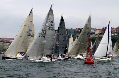 'Boro', del Marítimo de Santander, lidera la XV edición de la Regata El Gaitero tras la primera etapa.