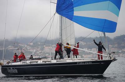 1ª Etapa del IV Trofeo PORTO DE MARÍN que organiza el Real Club de Mar de Aguete para Cruceros 1ª Etapa del IV Trofeo PORTO DE MARÍN que organiza el Real Club de Mar de Aguete para Cruceros