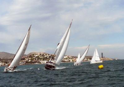 27 barcos toman la salida de la 32 Regata Mar de Alborán en el Club El Candado 27 barcos toman la salida de la 32 Regata Mar de Alborán en el Club El Candado