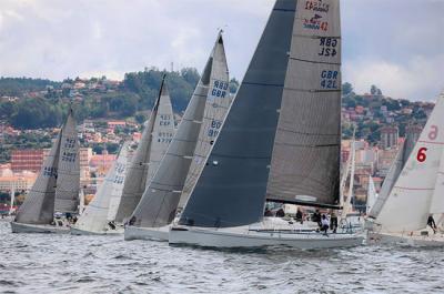 50 barcos compiten por el Vila de Bouzas-Concello de Vigo en La Semana Abanca 50 barcos compiten por el Vila de Bouzas-Concello de Vigo en La Semana Abanca