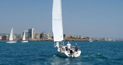 78 de Mayo lidera la regata de Otoño del CN Oropesa 78 de Mayo lidera la regata de Otoño del CN Oropesa
