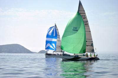 Arnoia, Argalleiro y Argos, vencedores finales de la regata Hotel Galatea trofeo Conservas Pescamar de cruceros