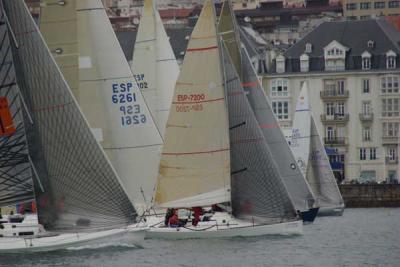 Arranca la regata memorial Gerardo Pombo en aguas cántabres para la clase crucero