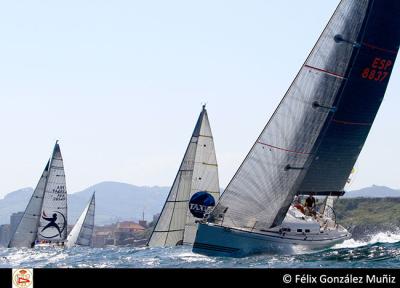 Bullbox, en Crucero I y Ita II, en Crucero II, vencedores del Trofeo de Otoño de Cruceros del Club de Regatas