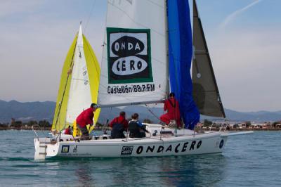 Bye Luby, de Carlos Iniesta y Euroatomizados, de Eduardo Maestre, ganadores del II Trofeo Burriananova en Crucero y J-80