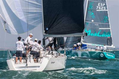 Cambio de tercio en la bahía gaditana para la 47ª Semana Náutica de El Puerto de Santa María Cambio de tercio en la bahía gaditana para la 47ª Semana Náutica de El Puerto de Santa María