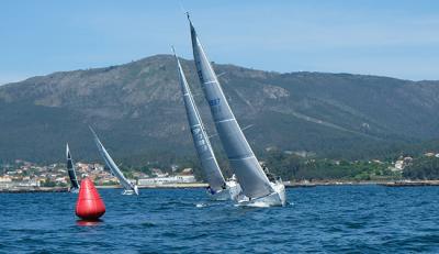 Chispetrén, Camping Ria de Arosa y Orlando reinan en la Vuelta a Ons Chispetrén, Camping Ria de Arosa y Orlando reinan en la Vuelta a Ons