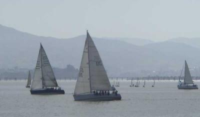 Comenzó en Santander el trofeo MIZARU con victorias deñ  Yamamay en C-1 y Airan V en C-2